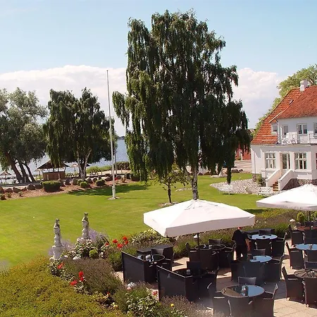 Fjord Hotel
