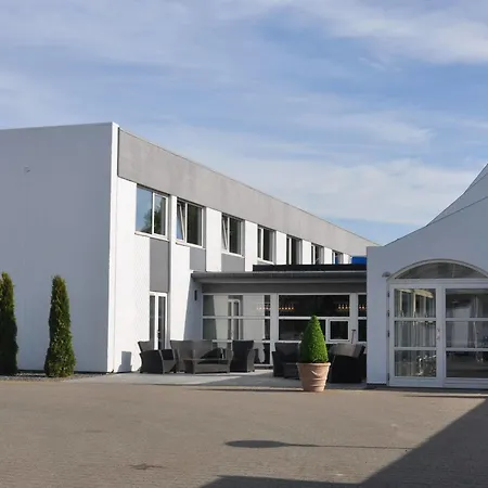 Fjord Hotel